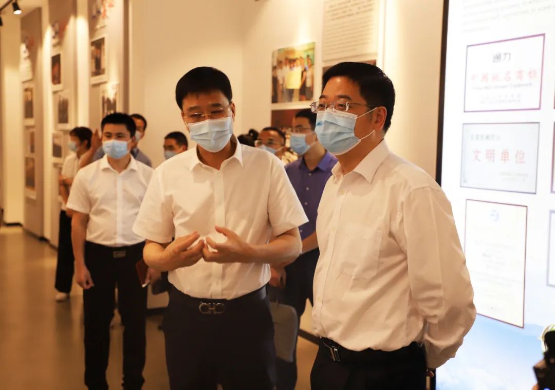 溫州市委常委、市紀(jì)委書記、市監(jiān)委主任張建明蒞臨通力科技調(diào)研